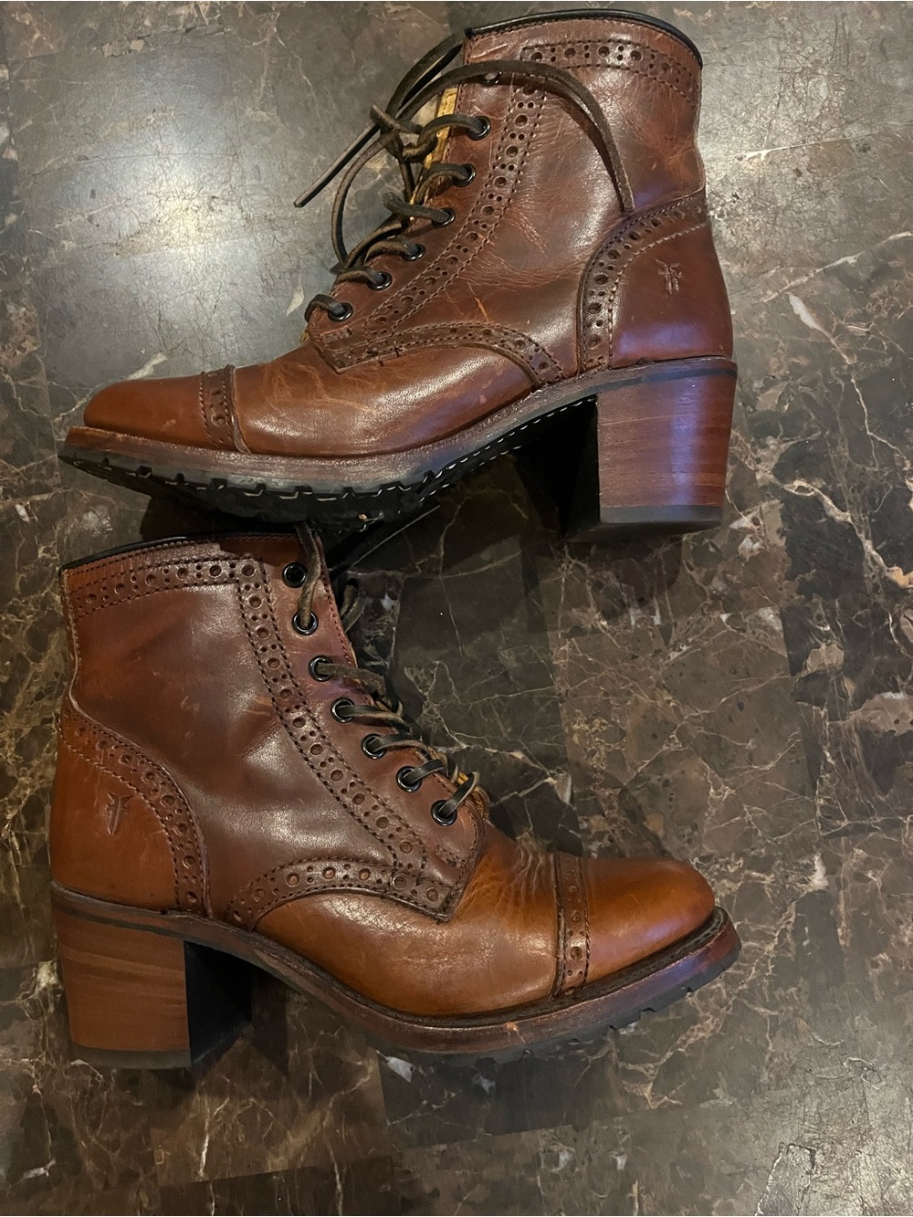 Frye Sabrina Brogue Brown Leather Lace-Up Women's Ankle Boots